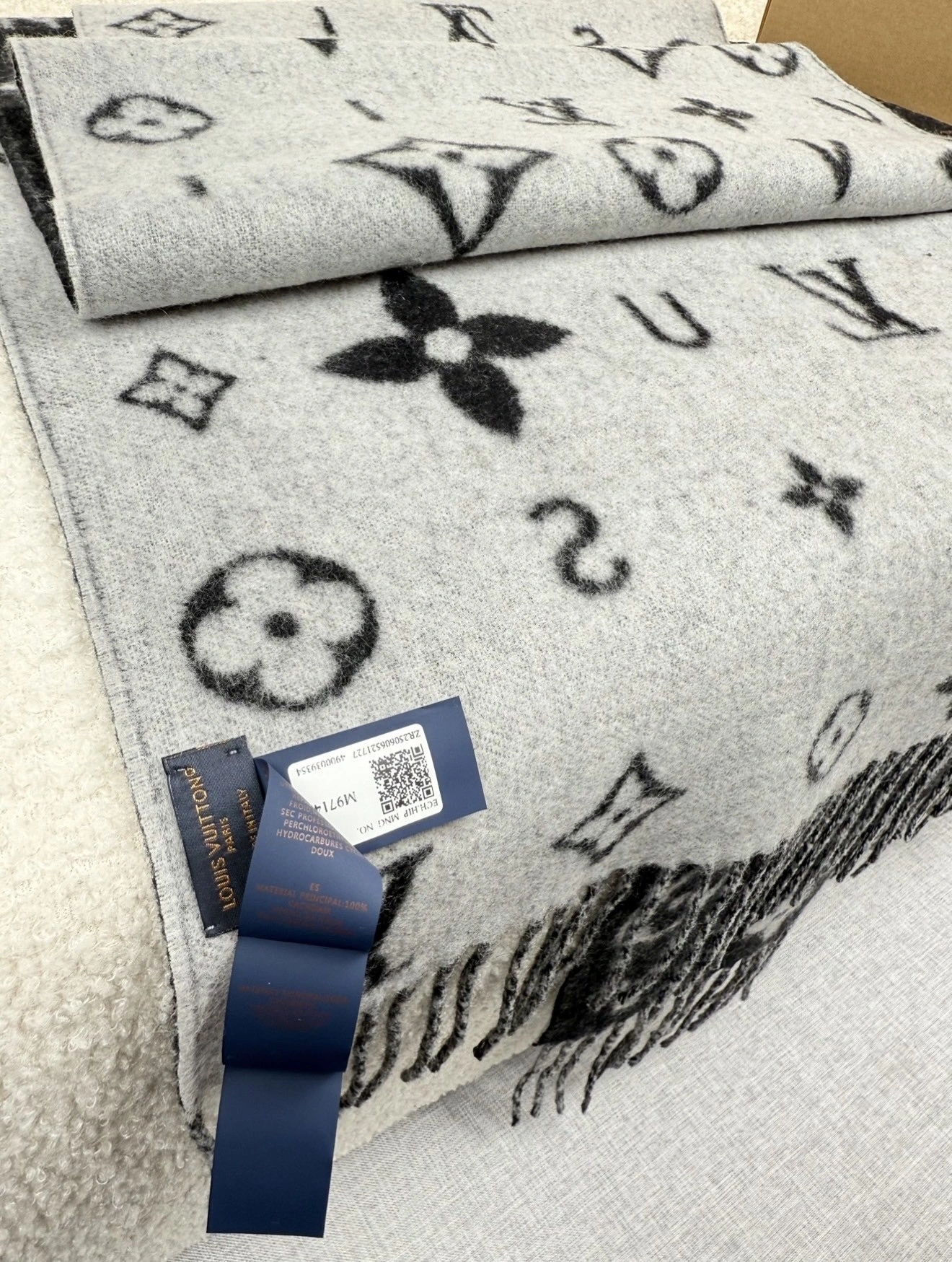 HD-- 8V Reykjavik 2.0 Monogram wool 2Colour item:E-S132K2819-2H